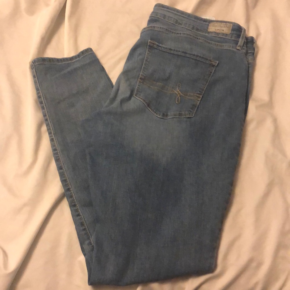 Levi’s Denizen skinny jeans
